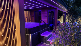 Szauna és jacuzzi