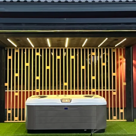 Pergola zipSCREEN árnyékoló rendszerrel, ÚJ